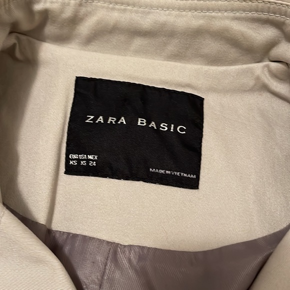 Zara Basic Neutral Pea Coat - Picture 2 of 2